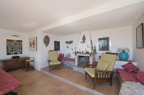 Praiano Villa Sleeps 8 Air Con Wifi