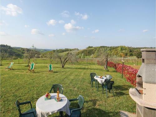 Holiday Apartment Via Delle Colline B