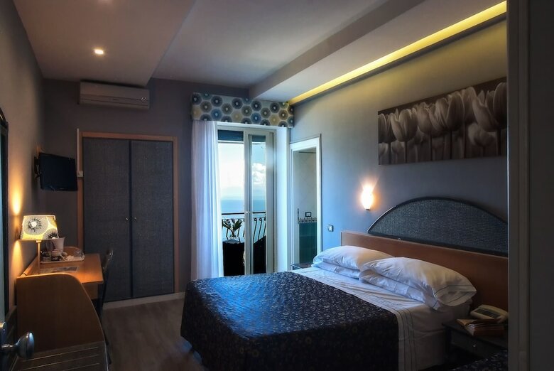 Garden Hotel