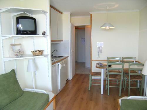 Apartamento Cap Est�rel Vacances - Studio Mer G2 Terrasse Couverte - 256la