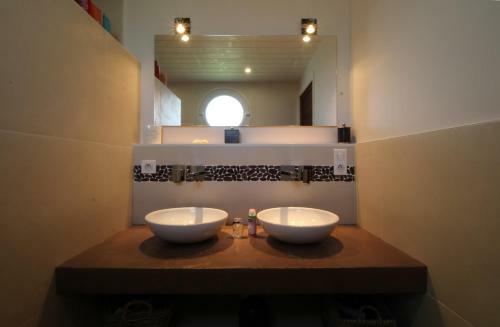 Superbe Villa Design Avec Piscine Chauff�e