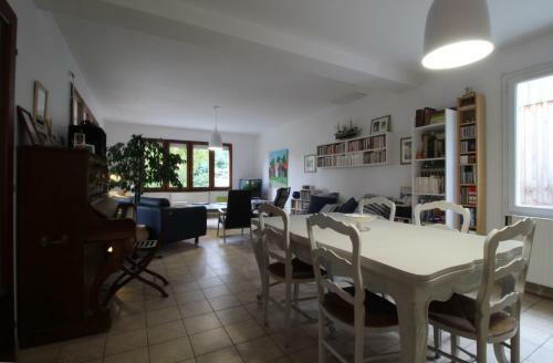 Grande Villa � 100 M De La Plage