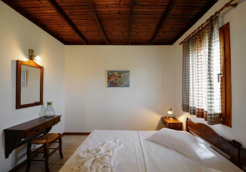 Hotel Trikorfo Beach