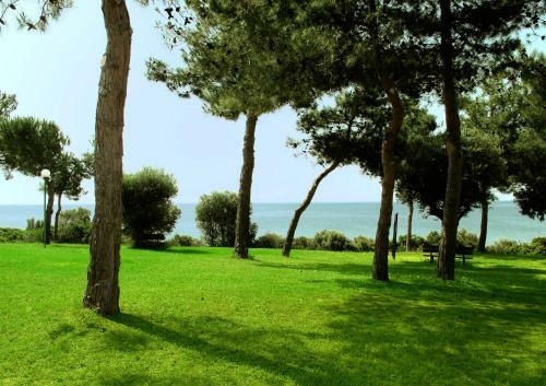 Hotel Trikorfo Beach
