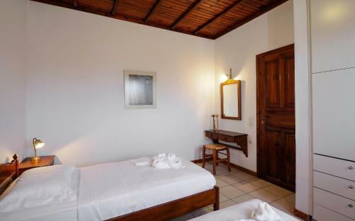 Hotel Trikorfo Beach