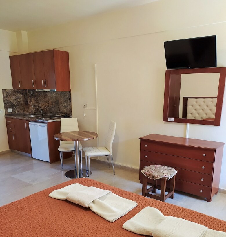 Hotel Toulas Apartments