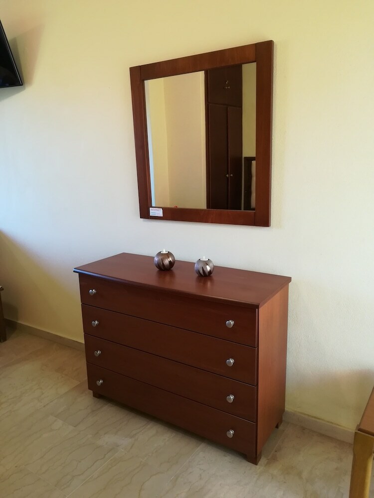 Hotel Toulas Apartments