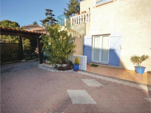 One-bedroom Holiday Home In Antibes
