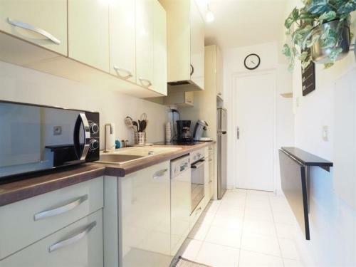 Apartment Appartement De Type 2 Proche Centre Et Plages 1