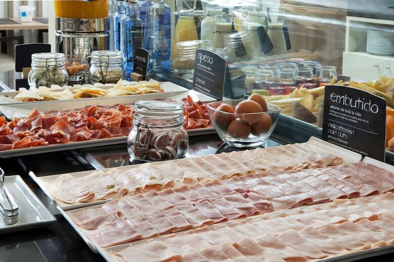 Hotel NH Madrid Barajas Airport