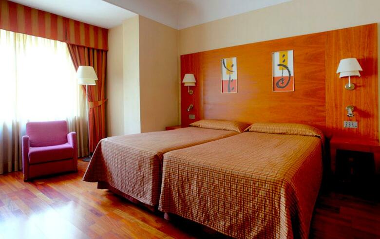 Hotel NH Collection Madrid Col�n