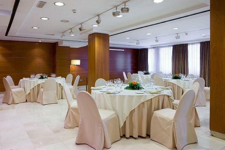 Hotel NH Collection Madrid Col�n