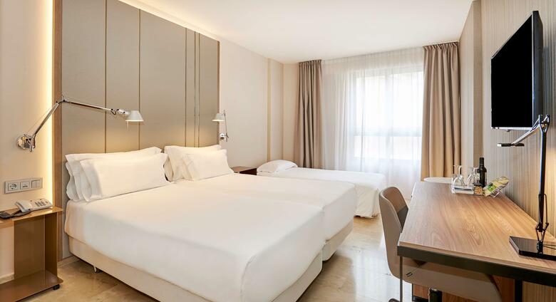 Hotel NH Logro�o Herencia Rioja