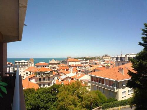 Apartamento Joli Studio Vue Mer Biarritz Centre - B9374
