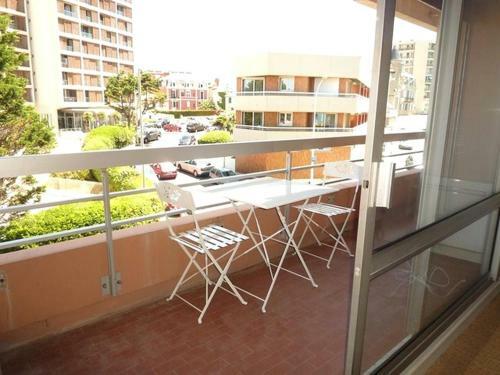 Apartamento Joli Studio Vue Mer Biarritz Centre - B9374