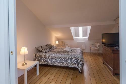 Apartamento Clublord - Charming Duplex With A Park View