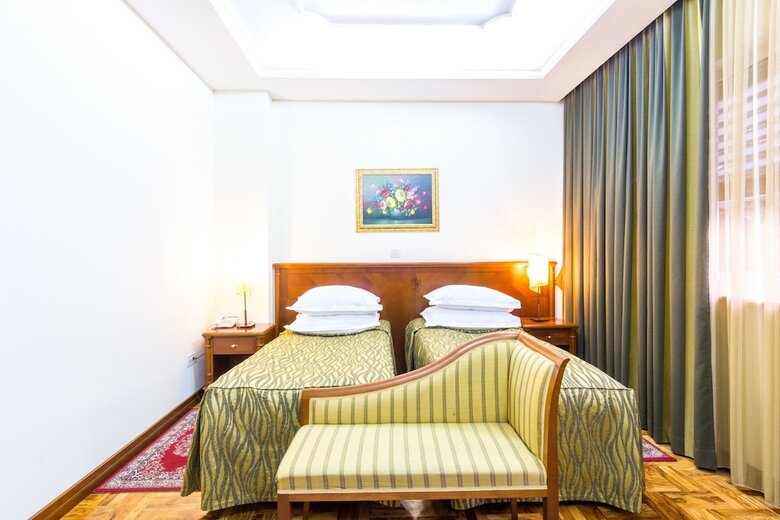 Hotel President