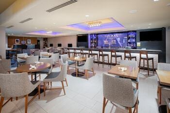 Crowne Plaza Hotel Kansas City Downtown
