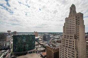 Crowne Plaza Hotel Kansas City Downtown