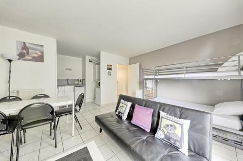 Apartamento Carr� Elys�e (sleepngo)
