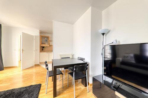 Apartamento Carr� Elys�e 3 (sleepngo)