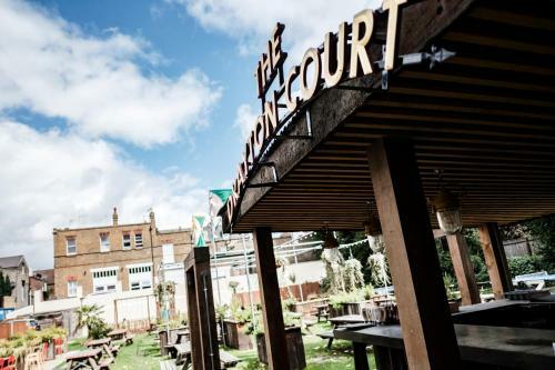 The Drayton Court Hotel