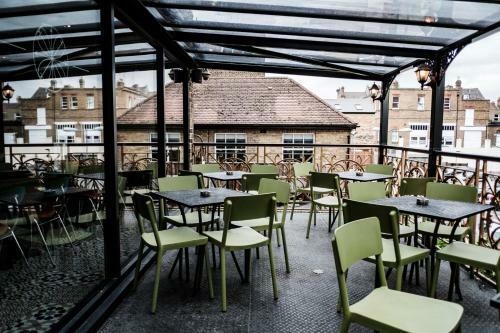The Drayton Court Hotel