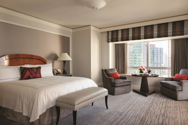 Four Seasons Hotel Miami