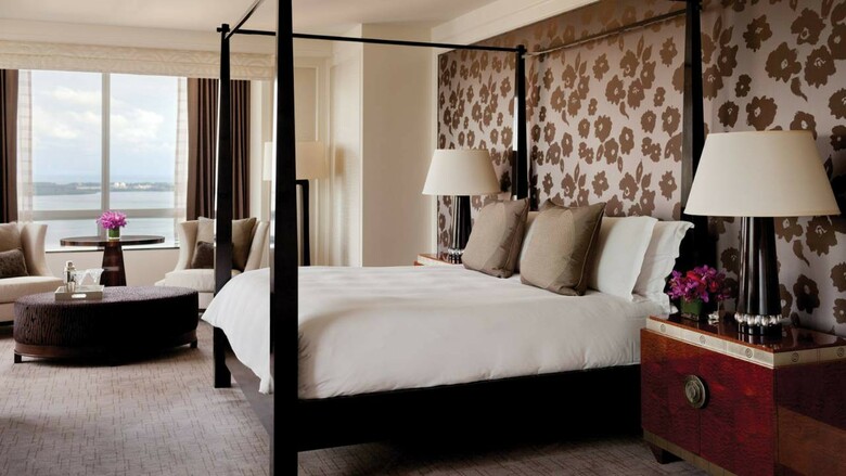 Four Seasons Hotel Miami
