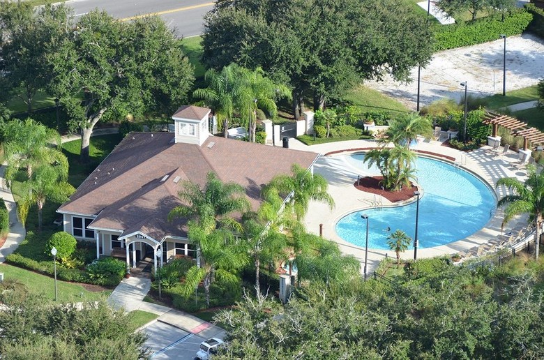 Hotel Lucaya Village Resort