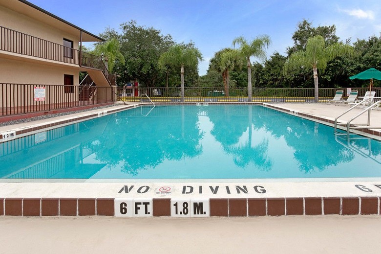 Hotel Inn At Oak Plantation