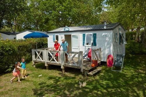 Camping Sunissim De L'eve By Locatour
