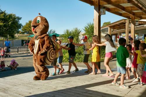 Camping Sunissim De L'eve By Locatour