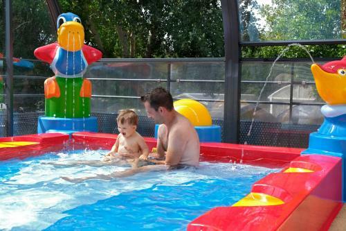 Camping Sunissim De L'eve By Locatour