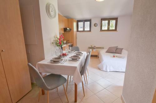 Saint-gervais-les-bains Apartment Sleeps 3 T422023