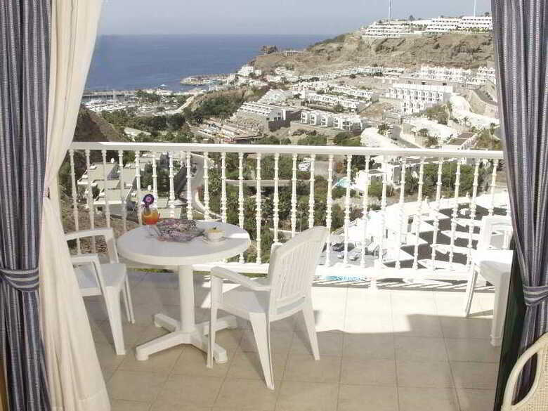 Apartamentos Natural Park