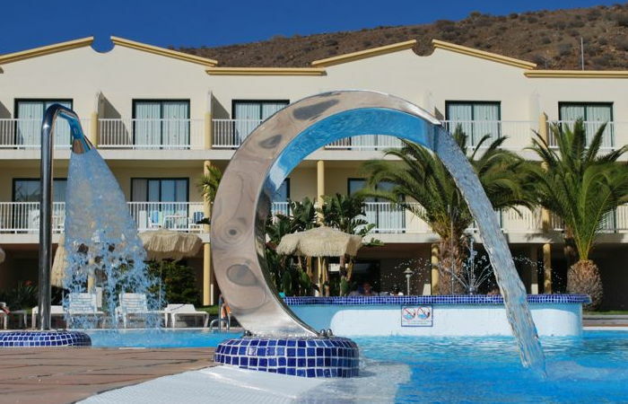 Apartamentos Natural Park