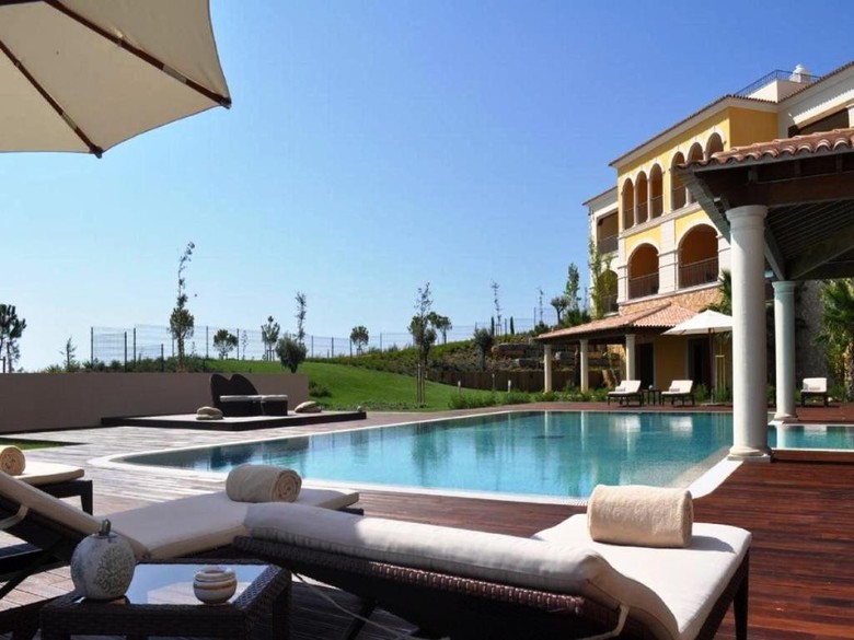 Hotel Cascade Wellness And Lifestyle Resort
