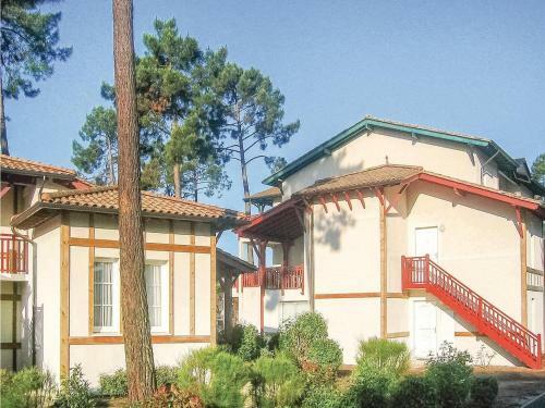 Two-bedroom Holiday Home In Gujan Mestras
