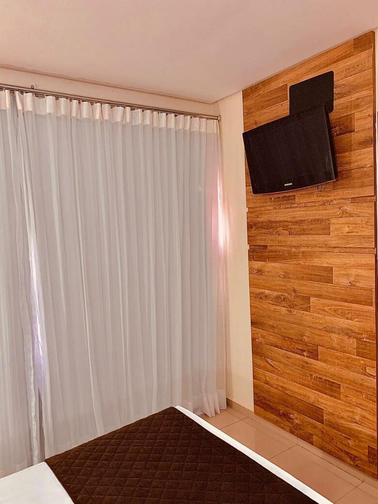 Hotel Victoria Plaza
