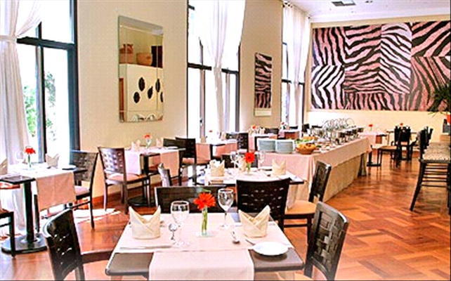 Hotel George V Casa Branca