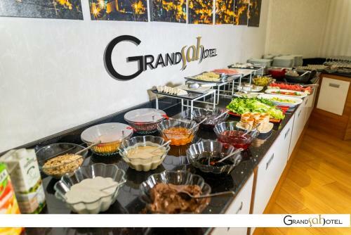 Hotel Grand ?ah Otel