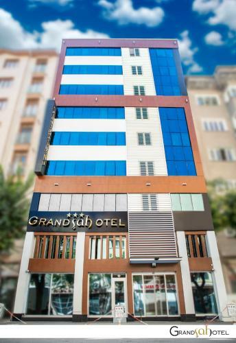 Hotel Grand ?ah Otel