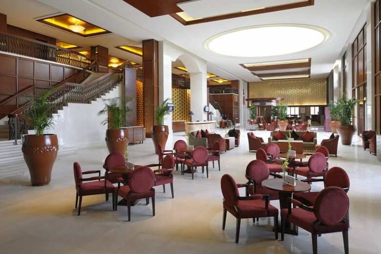 Crowne Plaza - Dubai Jumeirah, An Ihg Hotel
