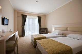 Hotel White Lilyum