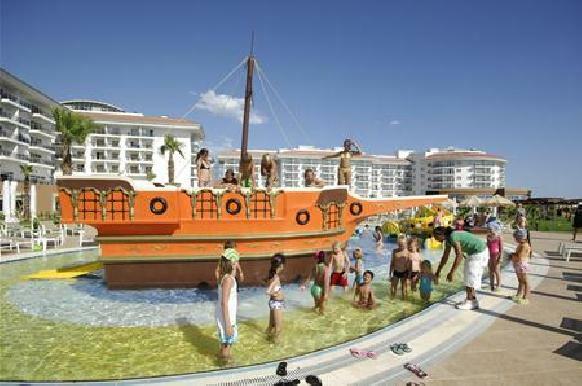 Hotel Sea World Resort And Spa