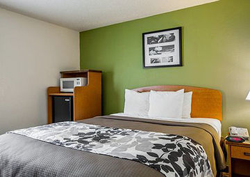 Hotel Sleep Inn & Suites