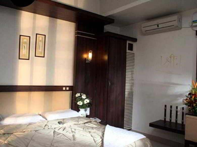 Hotel Golden Residency