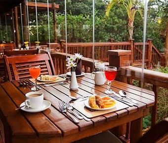 Hotel Crawford's Beach Lodge