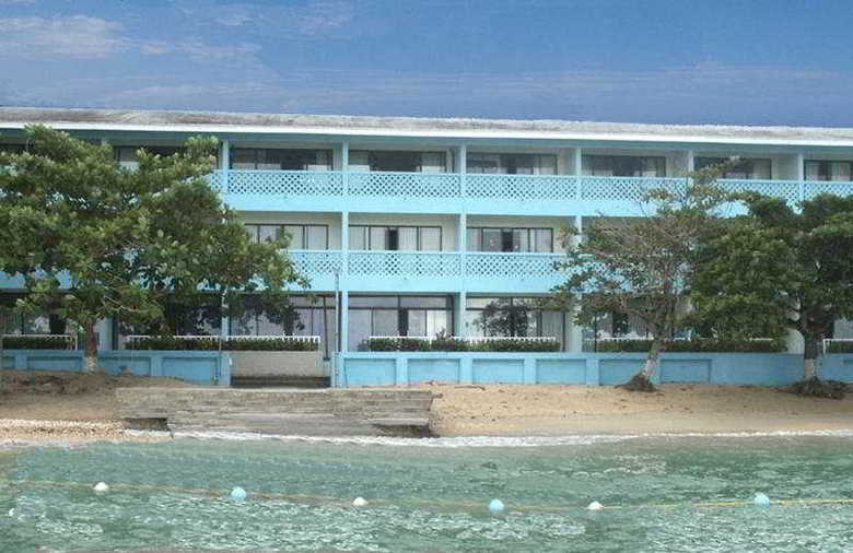 Hotel Crystal Ripple Beach Lodge